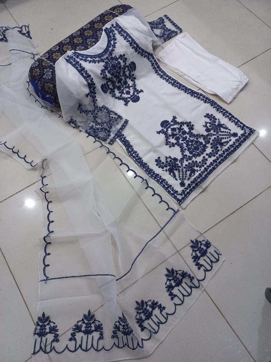 3 Pcs Women's Stitched Embroidered Suit.